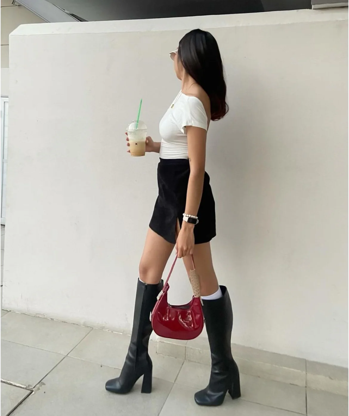 IT girl Viral Moon Bag - Image 6