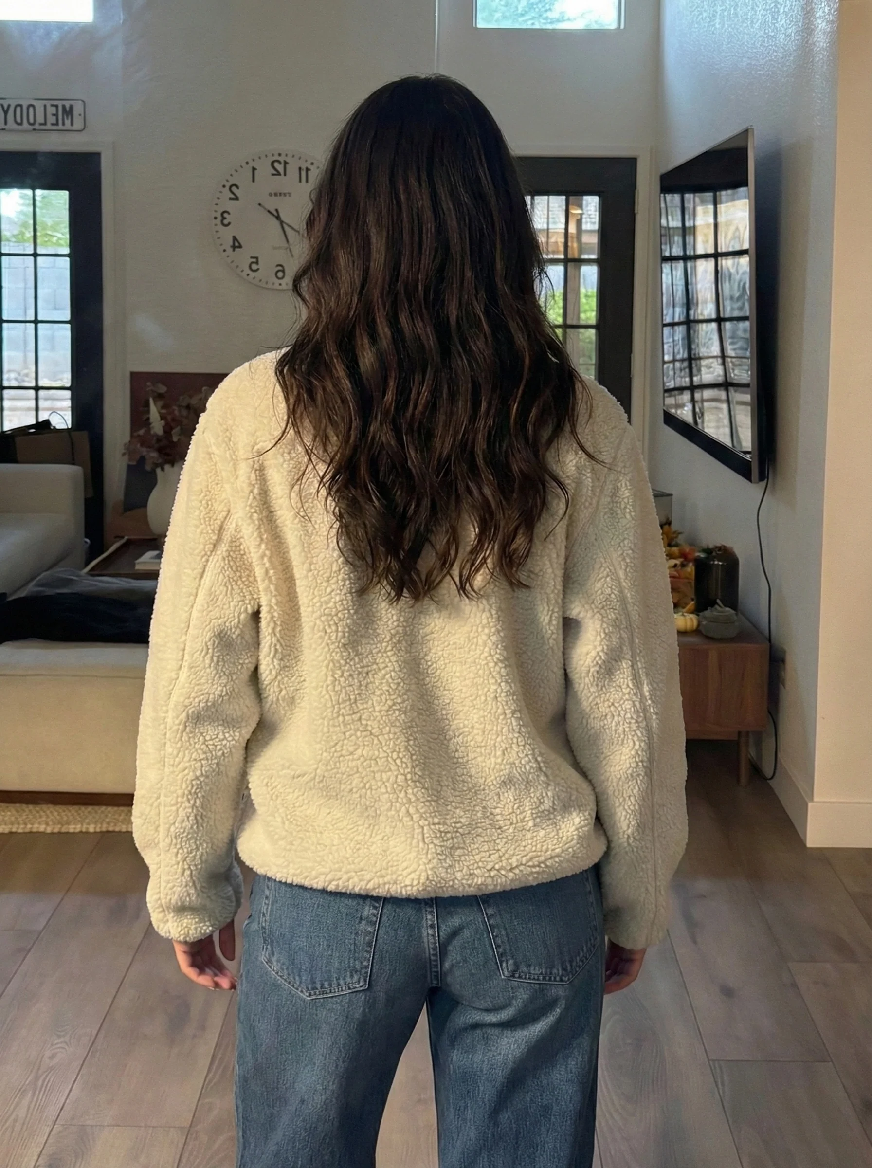 Sherpa oversized pullover - Image 5